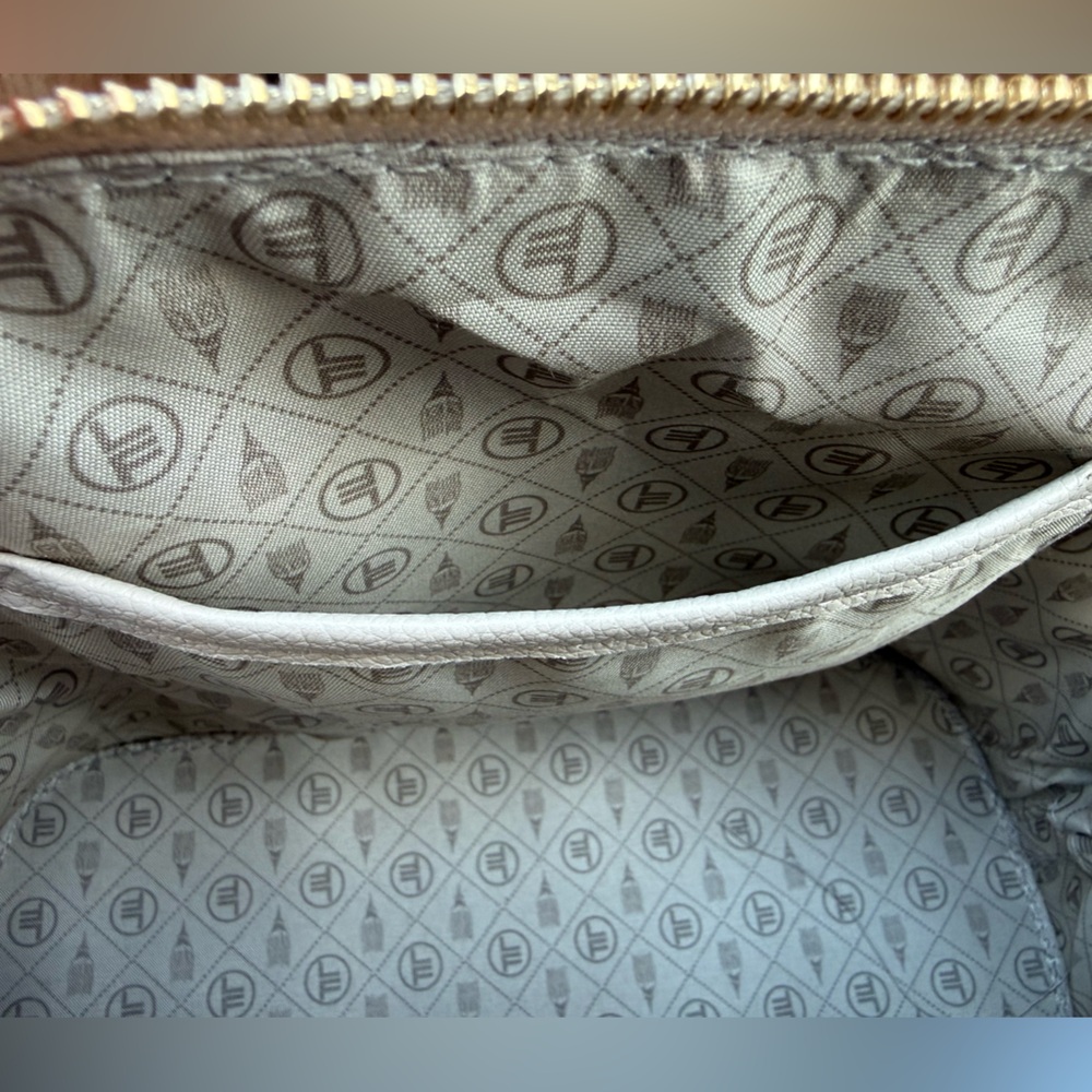 London Fog Cream EVE Dome Satchel - Picture 16 of 16